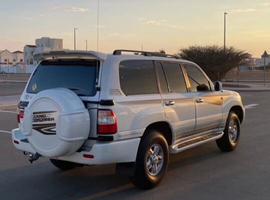 Toyota Land cruiser vxr 2007 full option for sale