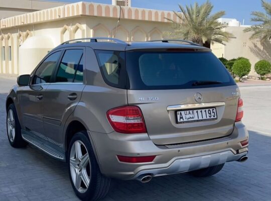 Mercedes ML350 full option Gcc 2010