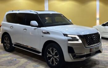 Nissan patrol Titanium 2023 Full option Gcc