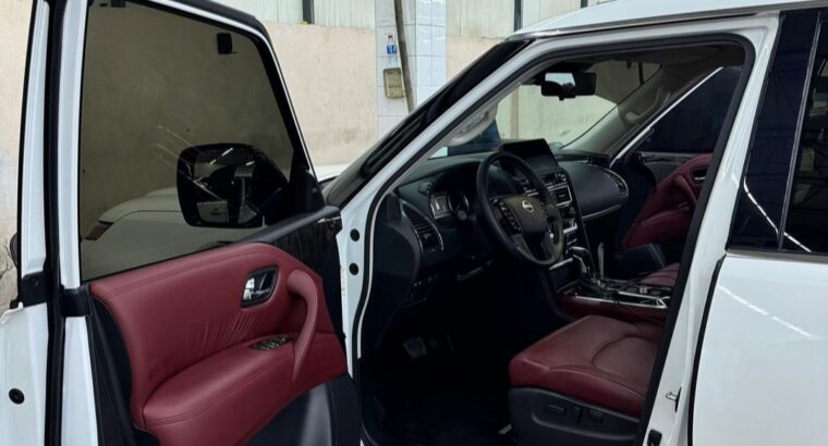 Nissan patrol Titanium 2023 Full option Gcc