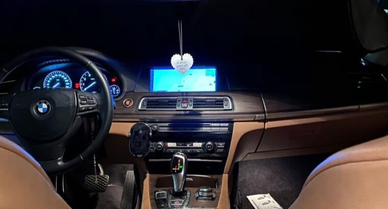 BMW 740Li full option 2010 Gcc in good condition
