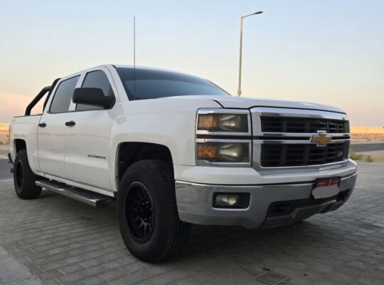 Chevrolet Silverado LT 2014 Gcc for sale