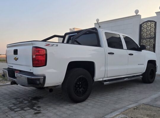 Chevrolet Silverado LT 2014 Gcc for sale