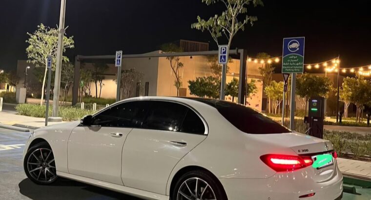 Mercedes E300 full option EMC Gcc 2021 for sale