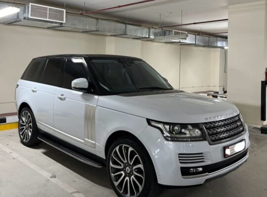 Range Rover vouge 2015 Gcc for sale