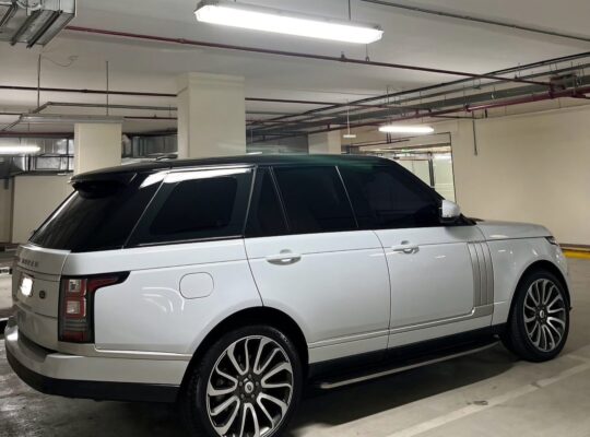 Range Rover vouge 2015 Gcc for sale