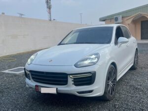 Porsche Cayenne GTS 2016 Gcc full option