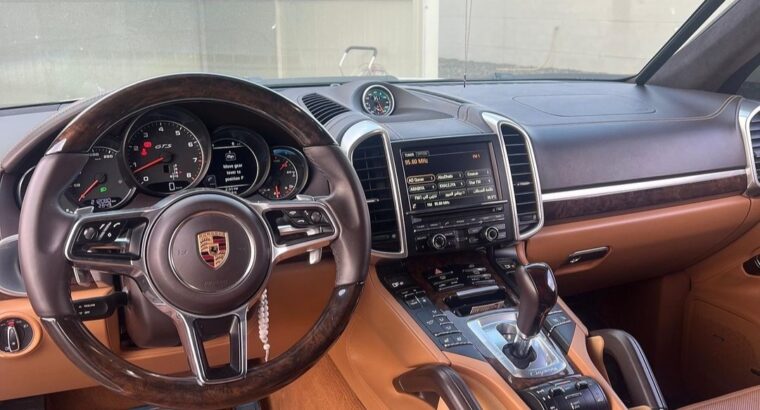 Porsche Cayenne GTS 2016 Gcc full option