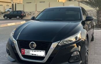 Nissan Altima SR 2019 USA imported