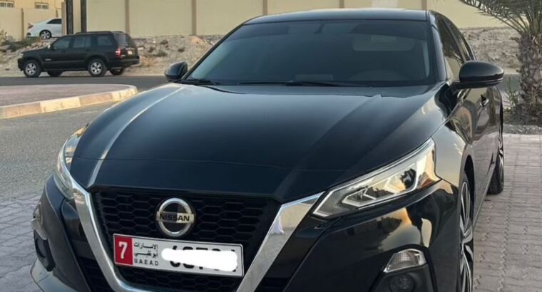 Nissan Altima SR 2019 USA imported