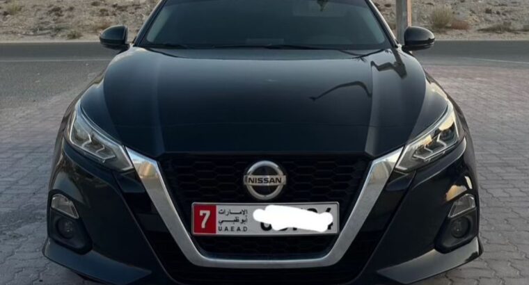 Nissan Altima SR 2019 USA imported