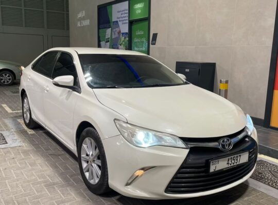 Toyota Camry 2016 Gcc in good condition