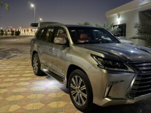 Lexus LX570 full option 2017 Gcc for sale