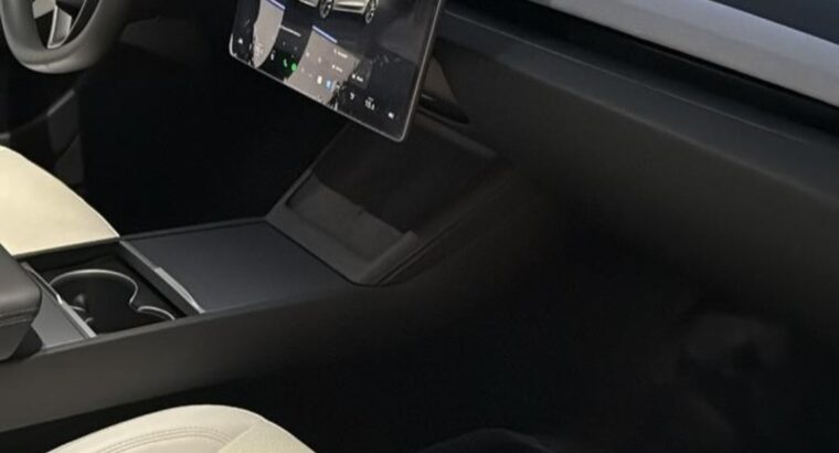 Tesla model 3 Long Range 2024 Gcc for sale