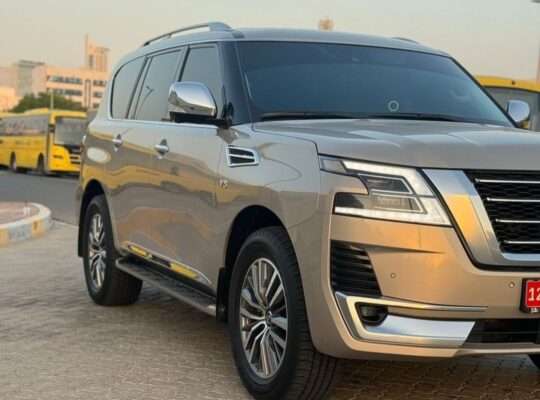 Nissan patrol platinum 2021 full option Gcc