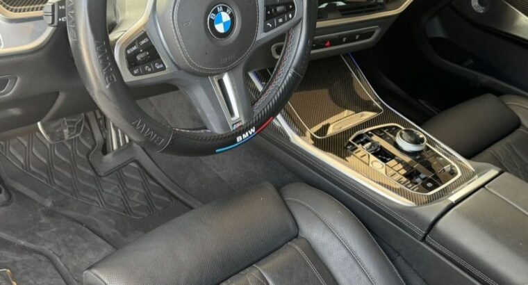 BMW X7 M60i full option 2024 Gcc for sale