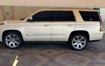 Cadillac Escalade full option 2015 Gcc for sale