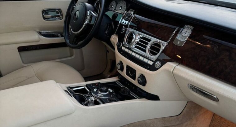 Rolls Royce Ghost 2011 Gcc in perfect condition