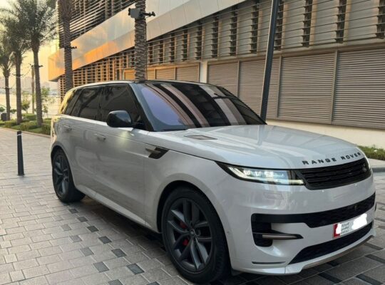 Range Rover sport 2023 Gcc full option for sale