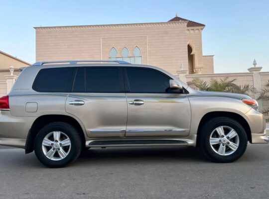 Toyota Land cruiser GXR 2014 full option