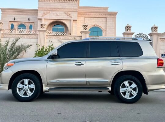 Toyota Land cruiser GXR 2014 full option