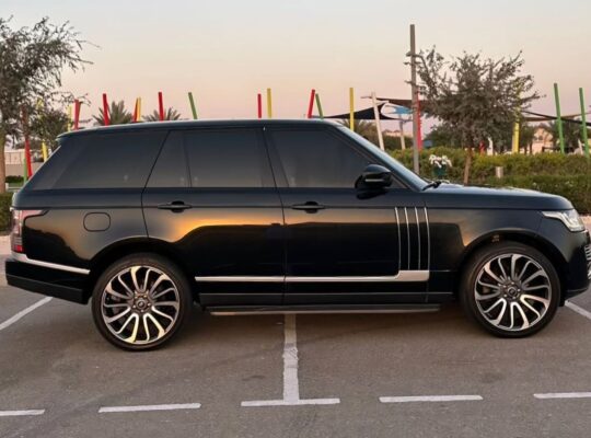 Range Rover vouge SE 2014 Gcc for sale