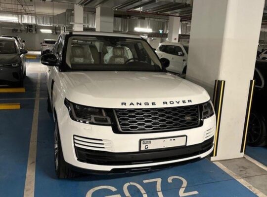 Range Rover vouge SE 2018 Gcc for sale