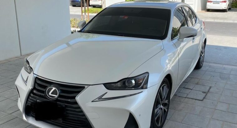 Lexus IS300 full option 2019 Gcc for sale