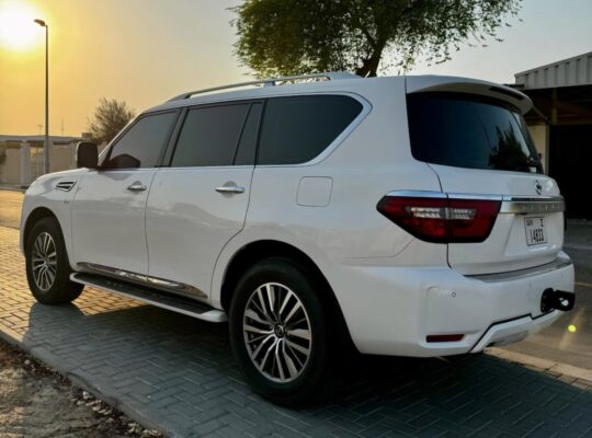 Nissan patrol platinum 2020 Gcc full option