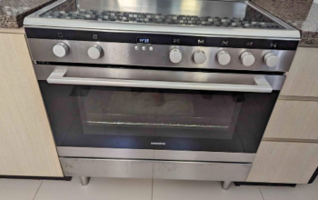 Siemens Electric ceramic Stove 90cm For Sale