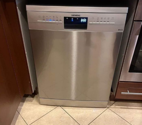 Siemens iq300 Model Dishwasher For Sale