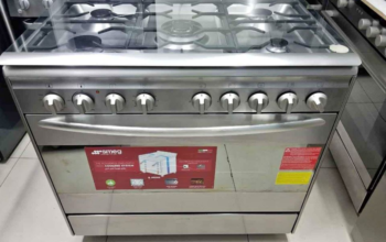 Smeg brand Full Gas cooker 90cm for sale