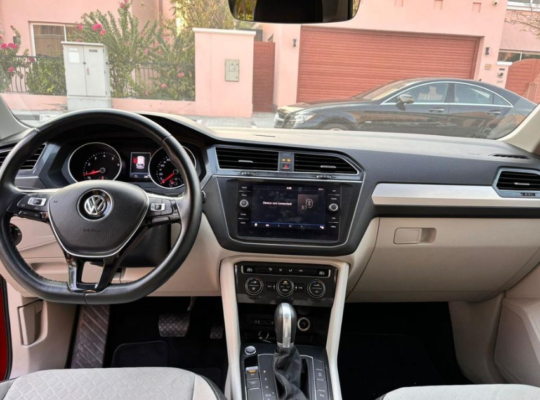 Volkswagen Tiguan 2018 GCC 1.4 Tsi SE For Sale