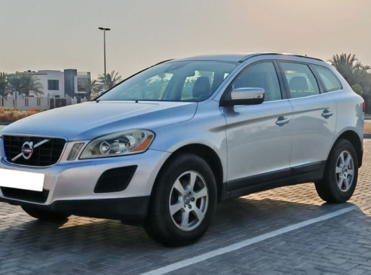 Volvo XC60 2.5L 2012 GCC Specs in good condition F