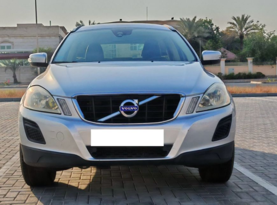 Volvo XC60 2.5L 2012 GCC Specs in good condition F