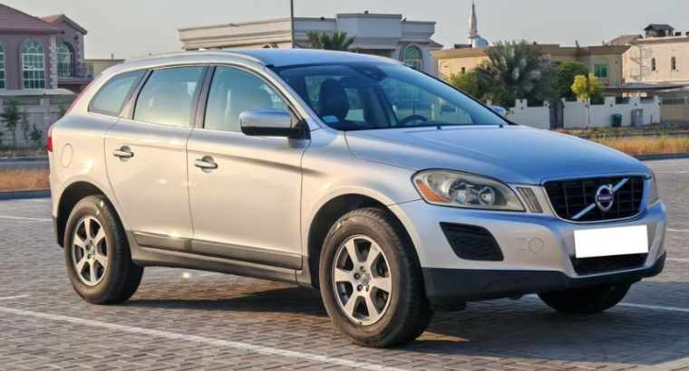 Volvo XC60 2.5L 2012 GCC Specs in good condition F