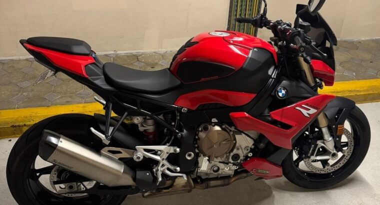 BMW S1000R 2021 Imported in perfect condition for