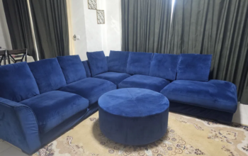 7 seater sofa set with round centre table for sale