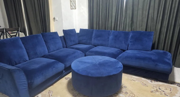 7 seater sofa set with round centre table for sale