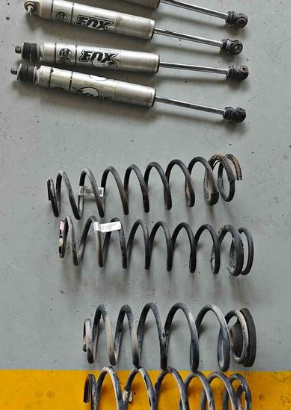 Fox suspension 2.0- jeep JK 2012-2017, with 2″ lif
