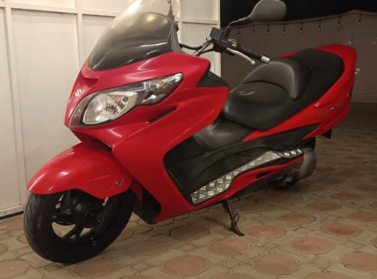 Suzuki Skywave, size 250 cc, 2011 imported for sal