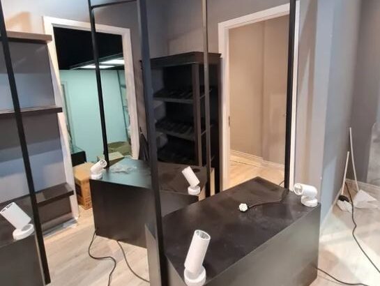display Stand for showrooms