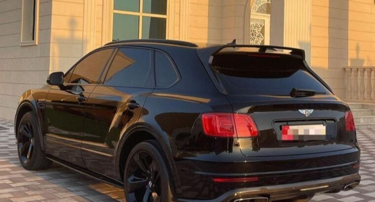 Bentley Bentayga 2018 Gcc fully loaded for sale