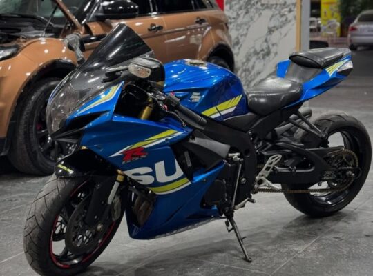 Suzuki Gsxr750 2014 In perfect condition for sale