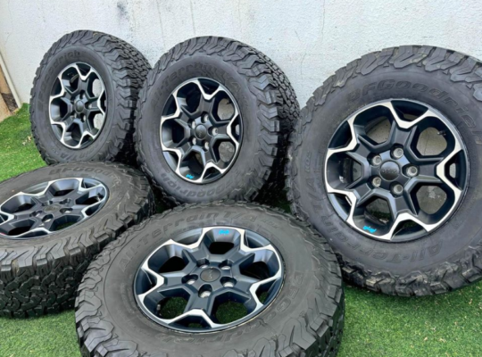 5x takeoff 2023 Jeep Rubicon 17” Rims For Sale