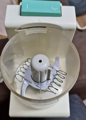 BLACK & DECKER GRINDER FOR SALE