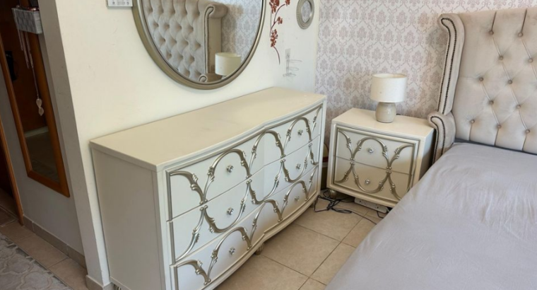 Full Bedroom Set: Bed Side Table Dressing Table Mi