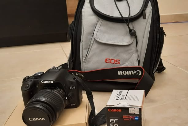 Canon 500D + Extra Lens + KIT + BAG in Excellent c