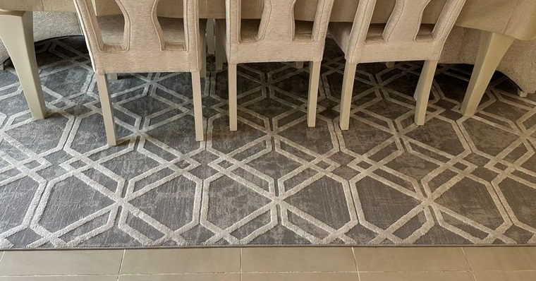 Carpet Rug 253cm X 354cm Excellent Condition