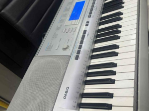 Casio CTK 4000 piano for sale